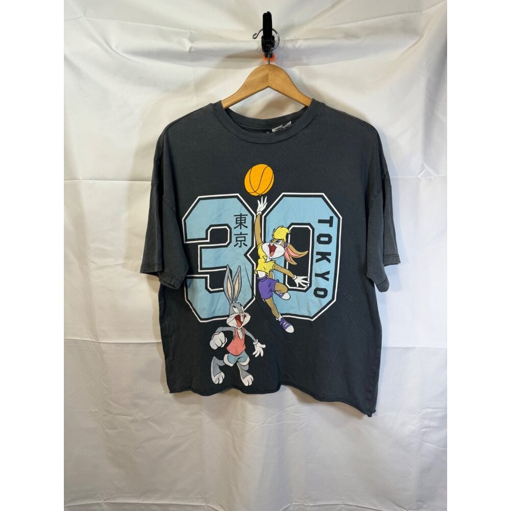 Looney Tunes Tokyo tshirt  oversized fun large graphic  bugs bunny small Tshirt